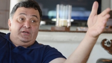 Bollywood veteran actor Rishi Kapoor passes away at the age of 67 after a long battle with Cancer